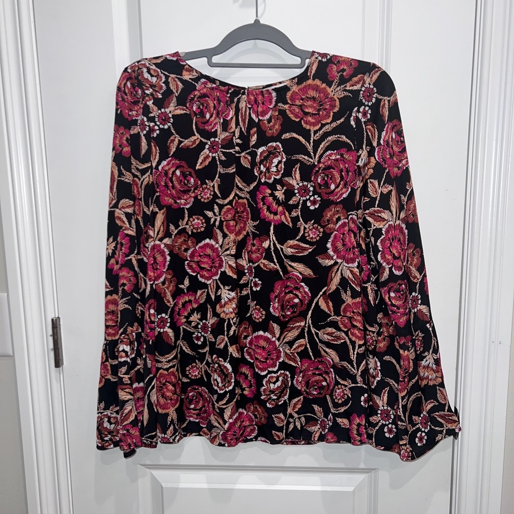 A Glow Maternity Floral Bell Sleeve Blouse Size Large